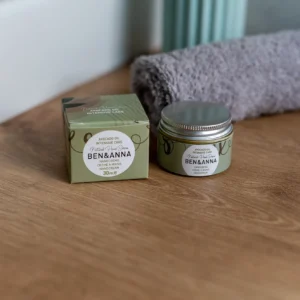 Crema de manos de aguacate Ben&Anna
